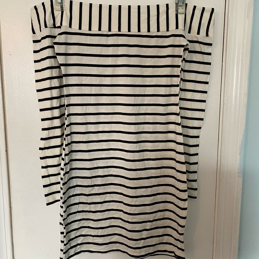 Stripped off the shoulder dress mini